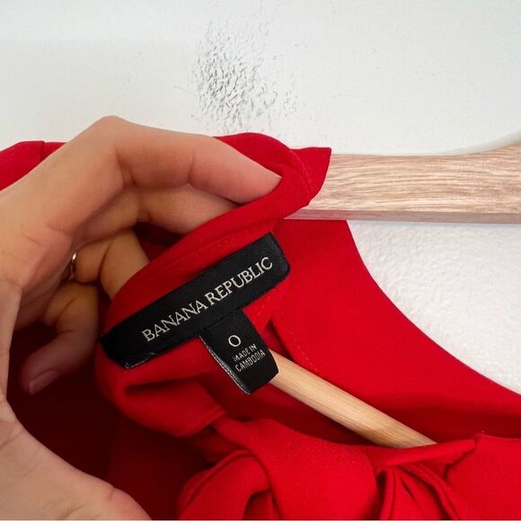 Banana Republic Red Long Bell Sleeve Mini Dress Tie Open Back Size 0 Classic - Picture 7 of 11